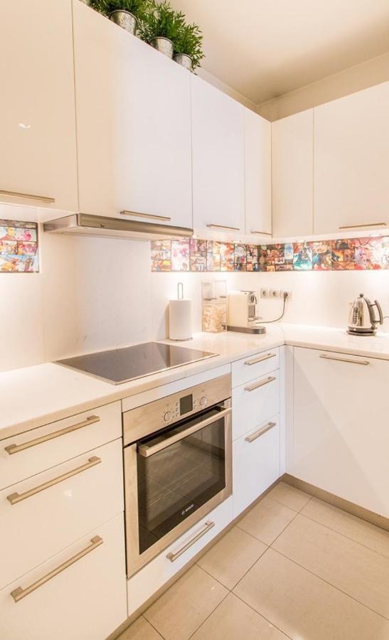 A Cozy Apt In Kolonaki Of Афины Экстерьер фото